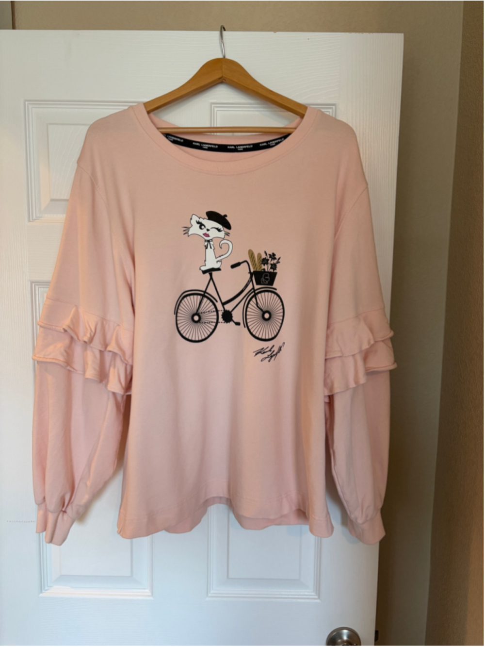 Karl Lagerfeld Paris Choupette Cat Sweatshirt XL Paris Chic Whimsical Ruffle G14